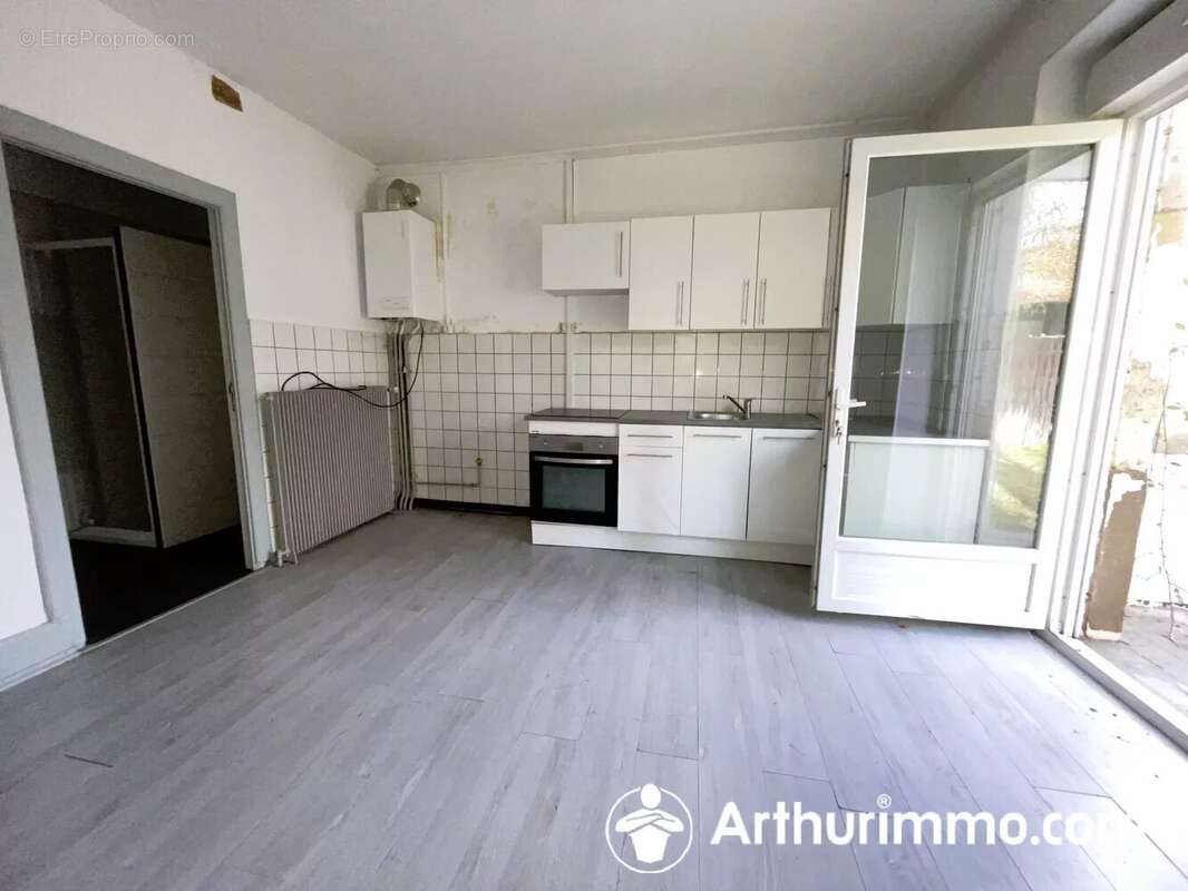 Appartement à SELONCOURT