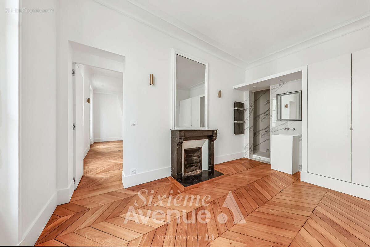 Appartement à PARIS-4E
