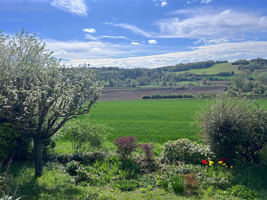 Maison à MAREIL-SUR-MAULDRE