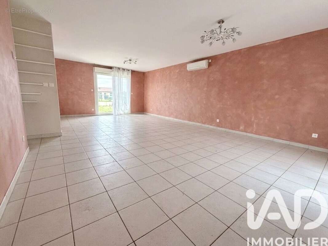 Photo 3 - Maison à SIMANDRE