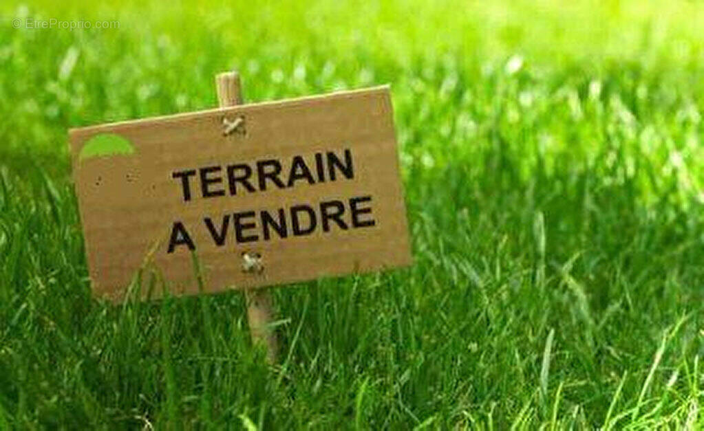 Terrain à PLOUDALMEZEAU