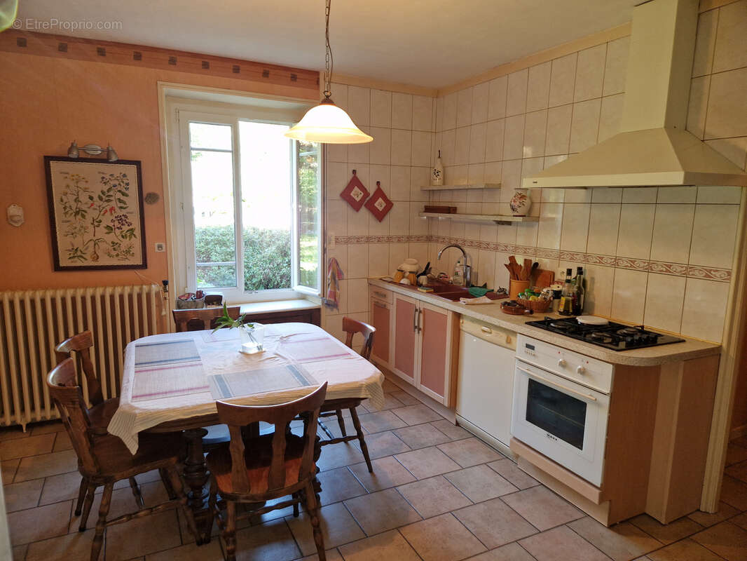 Maison à AUTUN