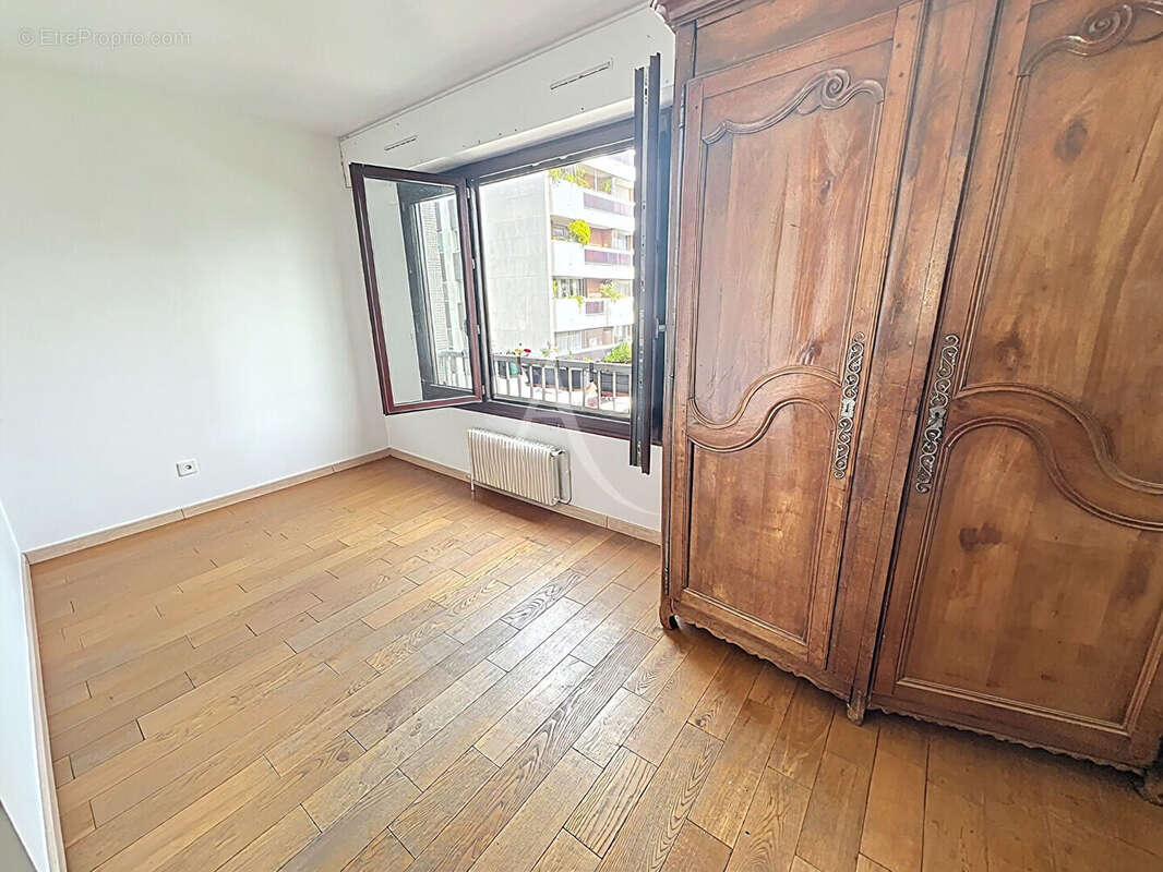 Appartement à PARIS-12E