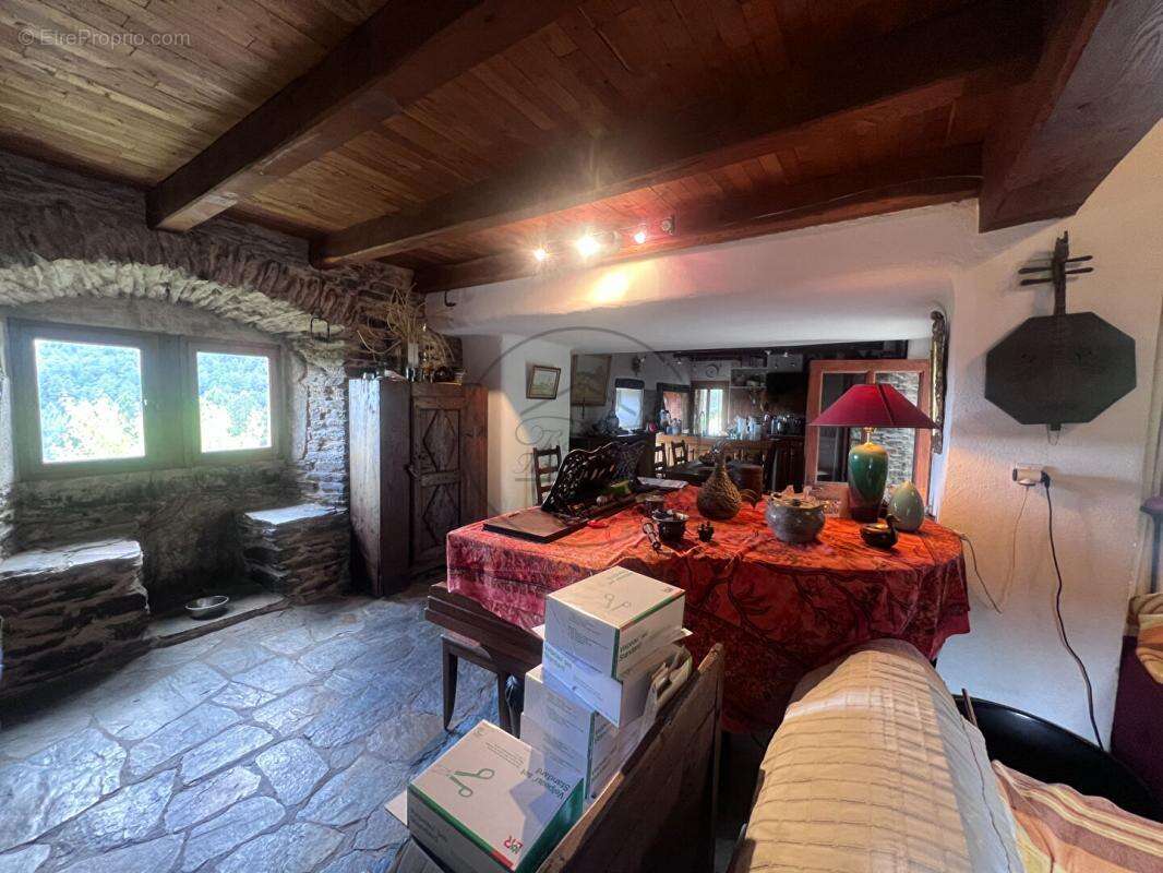 Maison à MALBOSC