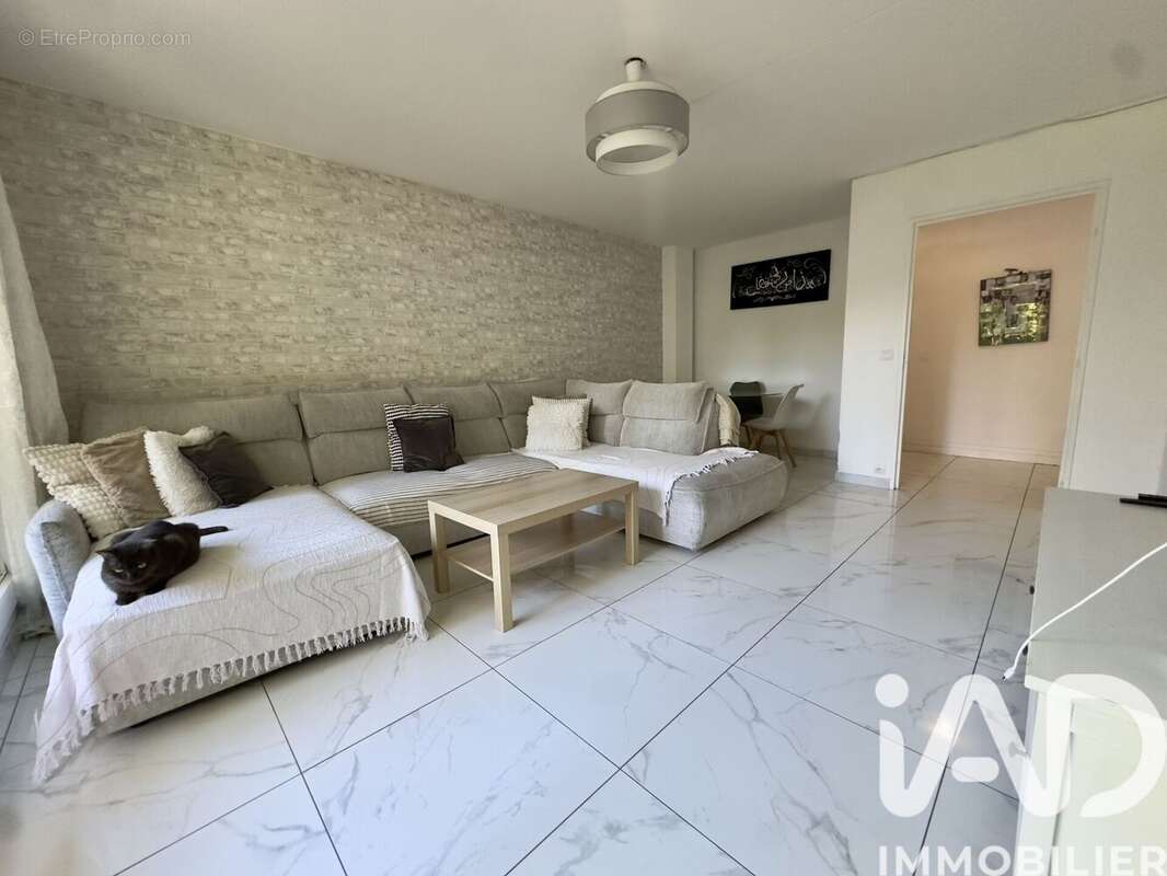 Photo 4 - Appartement à TAVERNY