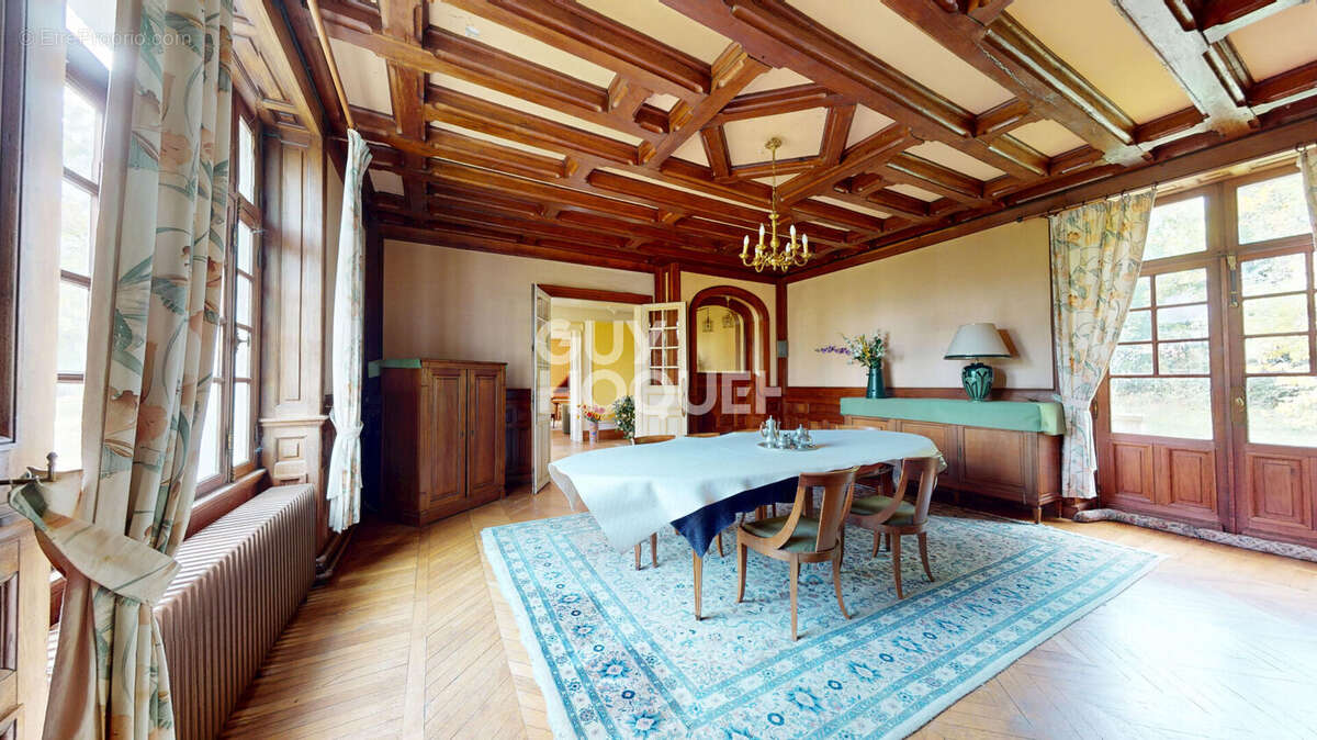 Maison à JOUE-LES-TOURS