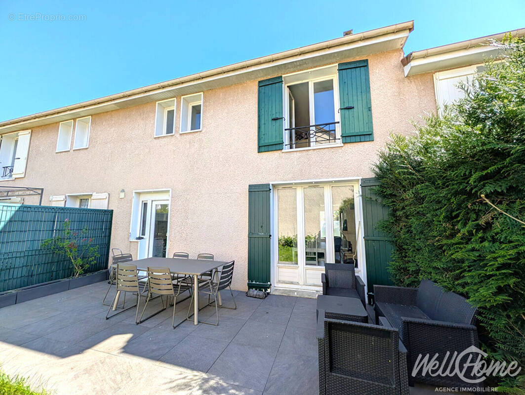 Maison à SAINT-OUEN-L'AUMONE