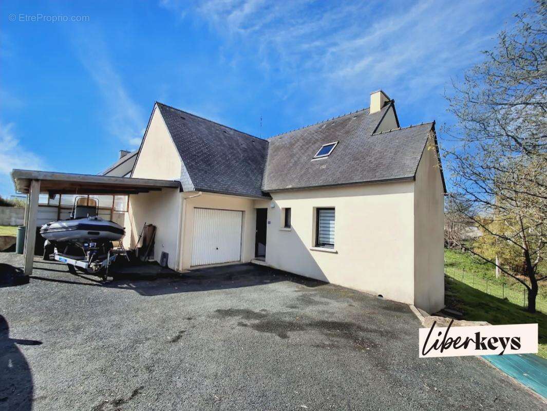 Maison à TREFFIAGAT