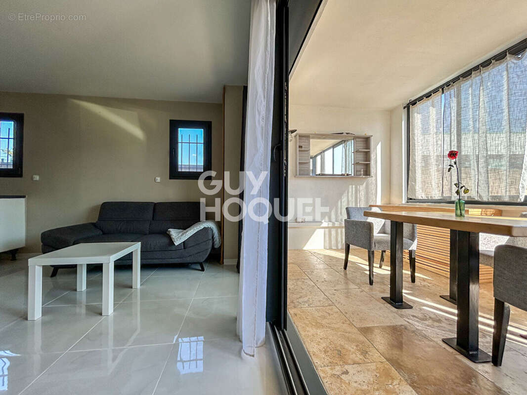 Appartement à L'ISLE-SUR-LA-SORGUE