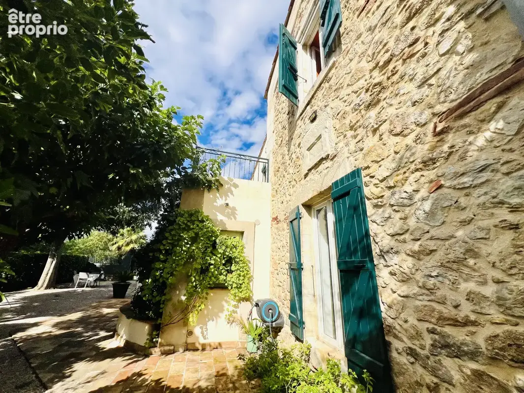 Maison R+1 de 178m2 avec studio et piscine sur un terrain de 562m2 - photo 5