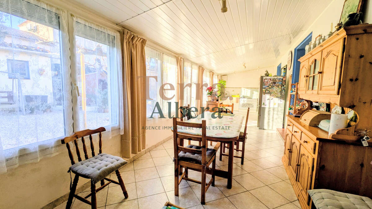 Laroque-des-Albères -Vente en NUE PROPRIETE - photo 6