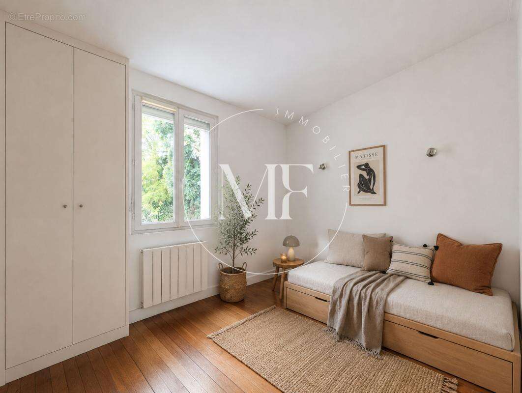 Appartement à SURESNES