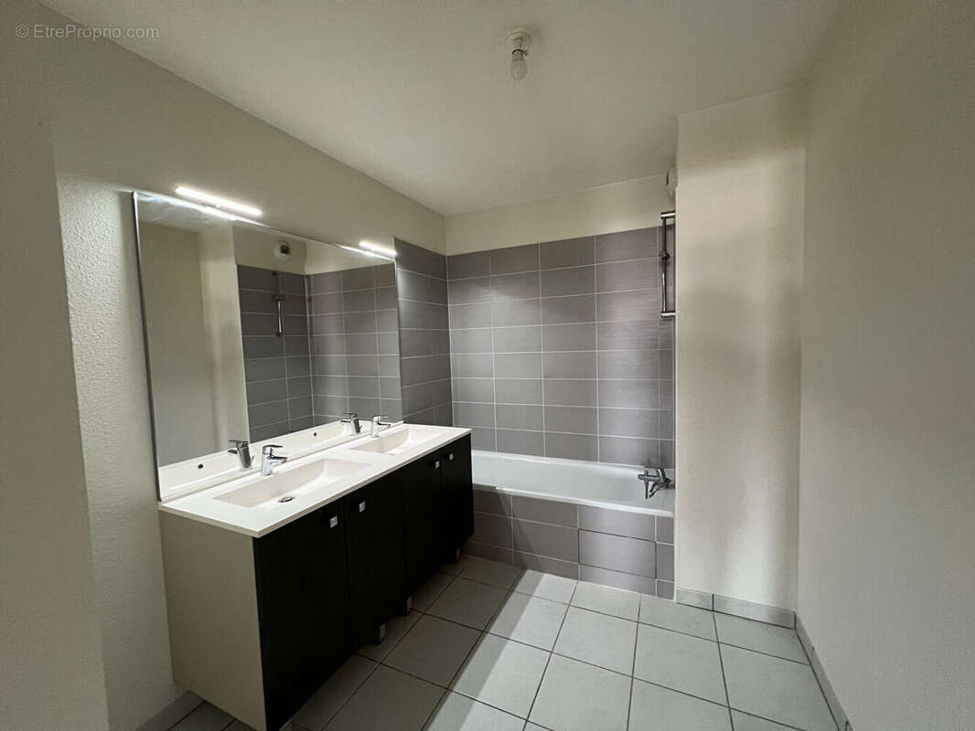 Appartement T4 de 90m² en dernier Etage avec 25m² de Terrasse - photo 11