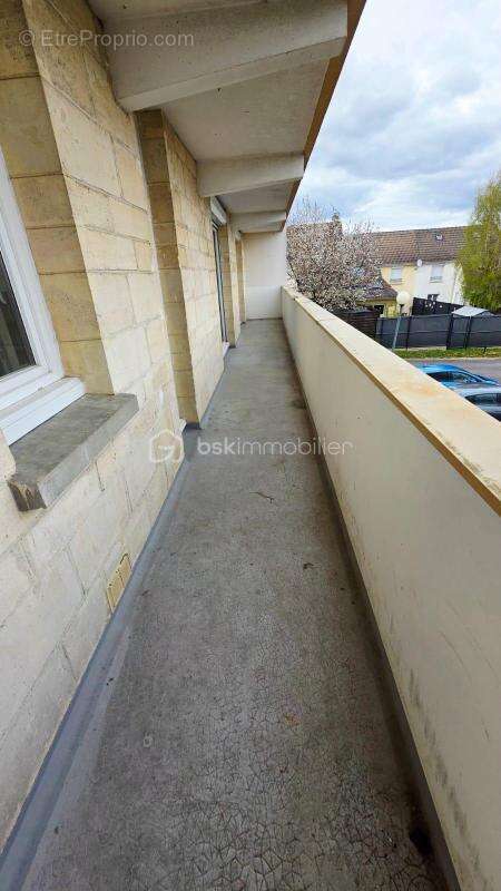 Appartement à LE PLESSIS-BELLEVILLE