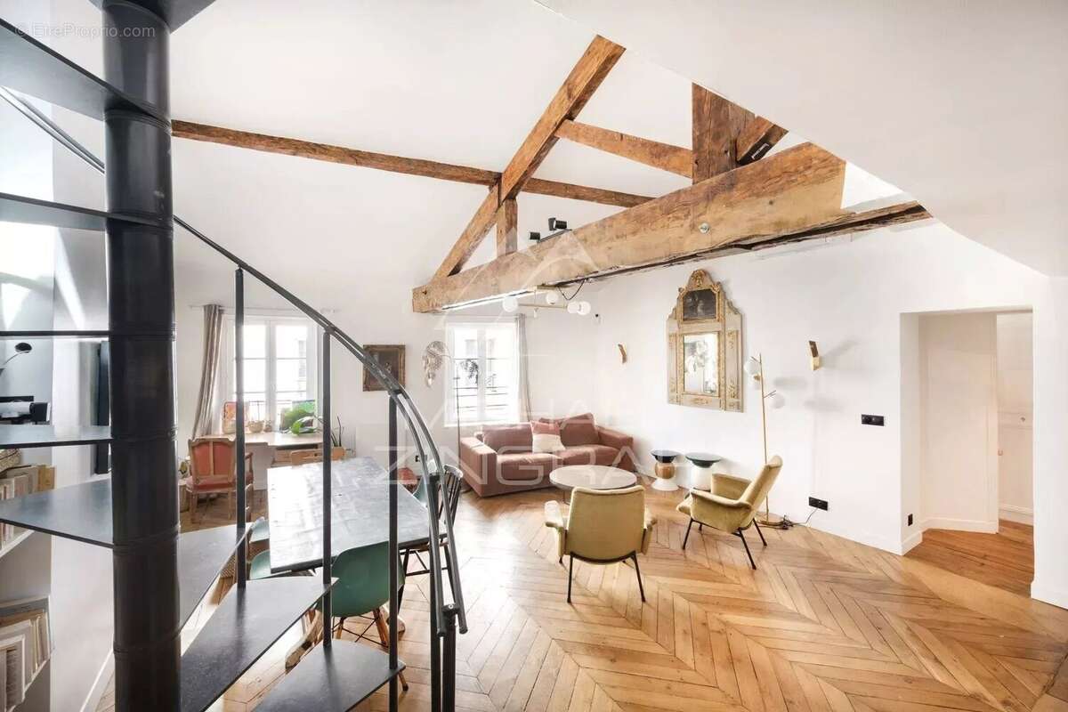 Appartement à PARIS-7E