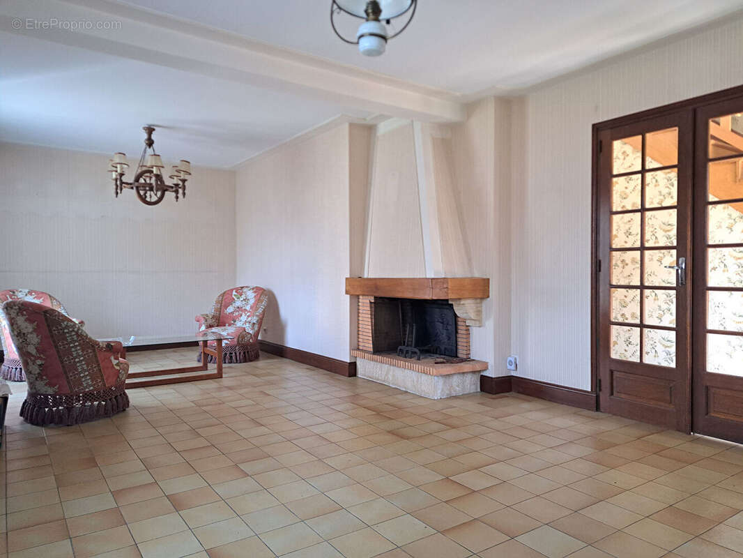 Maison à CHATELLERAULT