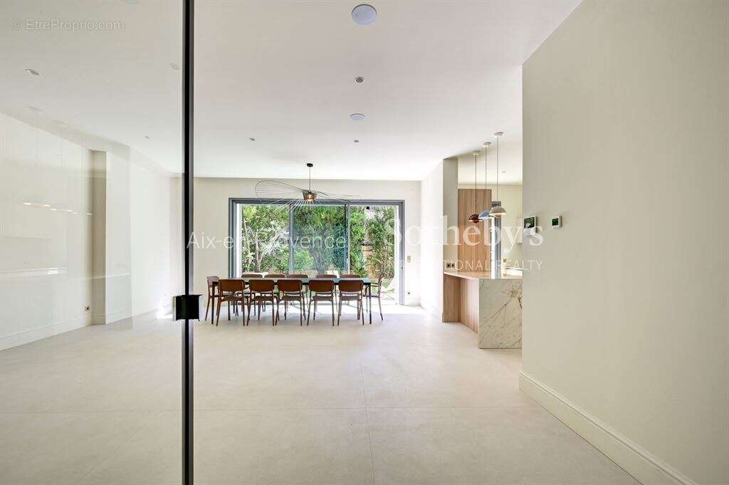 Maison à AIX-EN-PROVENCE