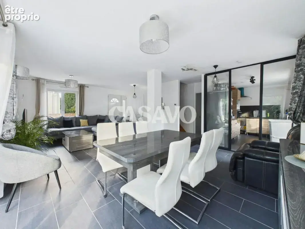 Vente Maison 6 pièces de 140m² - 93800 Épinay-sur-Seine - photo 1
