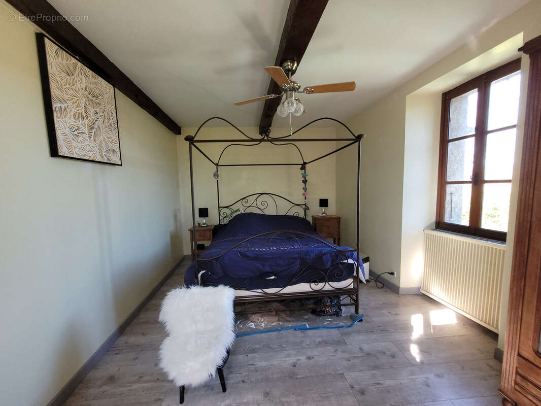 Maison à SAINT-JUSTIN