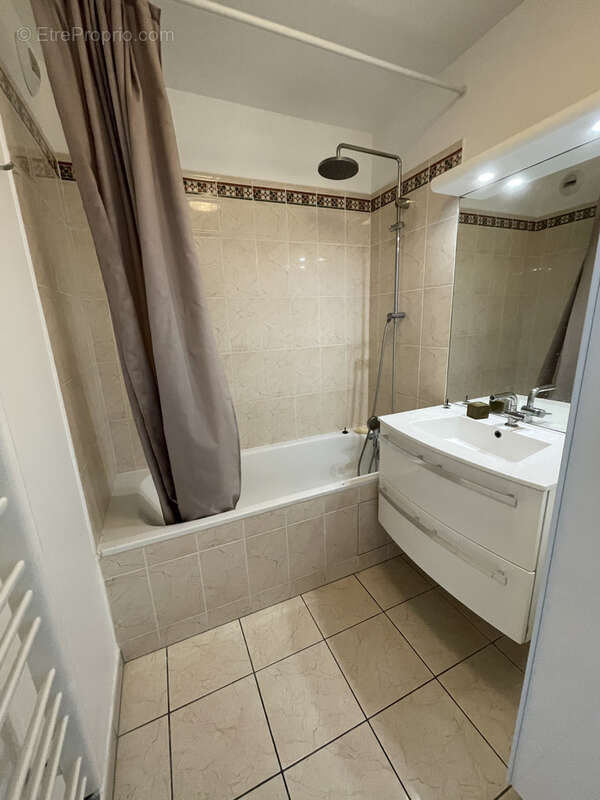 Appartement à SERRIS