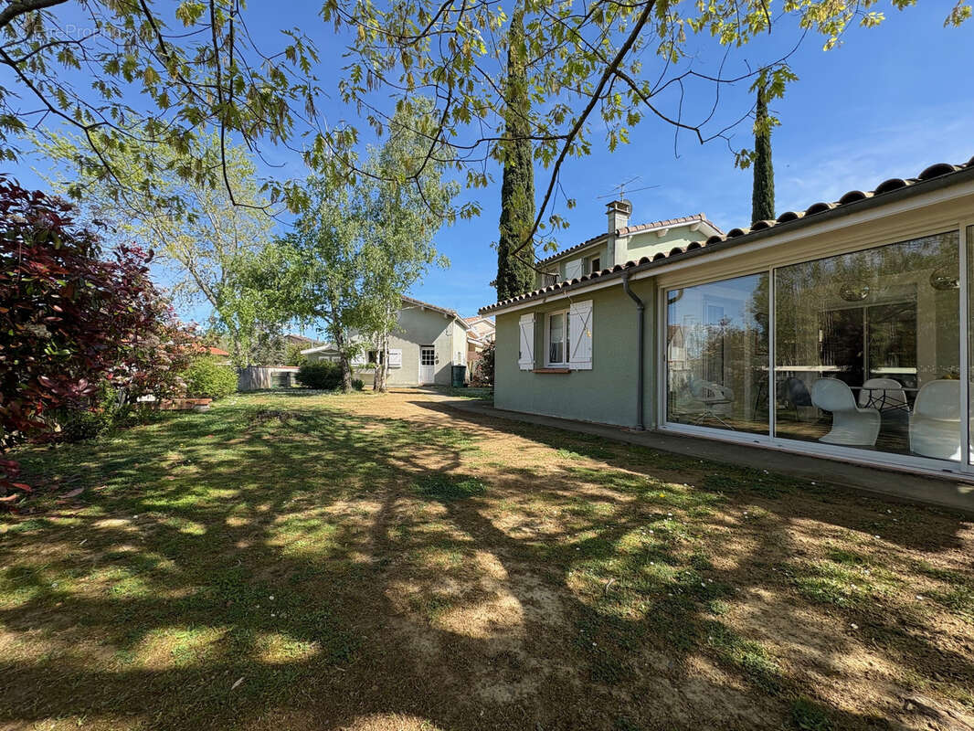 Maison à FROUZINS