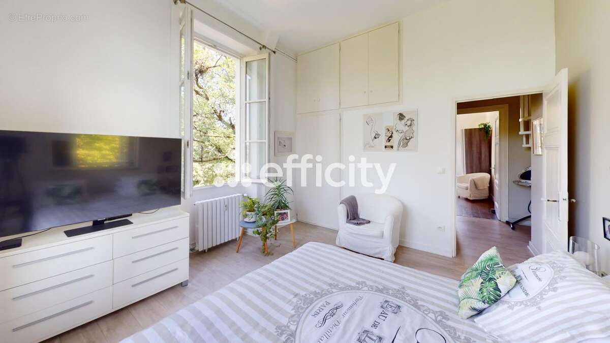 Appartement à FONTAINES-SUR-SAONE