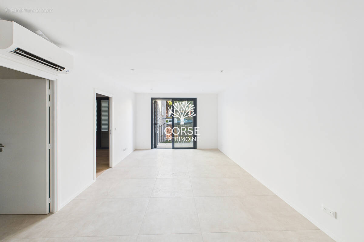 Appartement à PORTO-VECCHIO