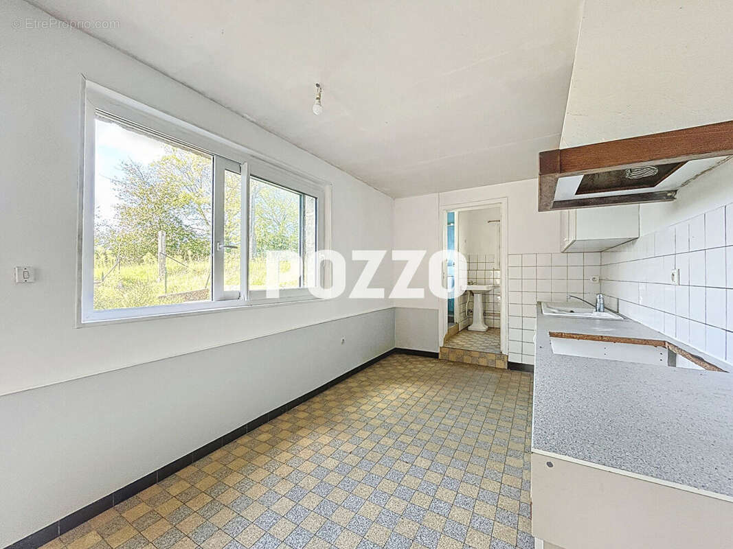 Maison à SAINT-SAUVEUR-LENDELIN