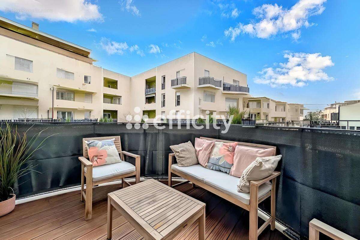 Appartement à CASTELNAU-LE-LEZ