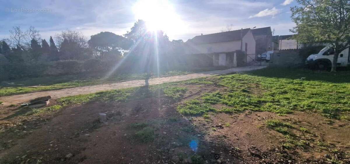 Terrain à SAINT-NAZAIRE-D'AUDE