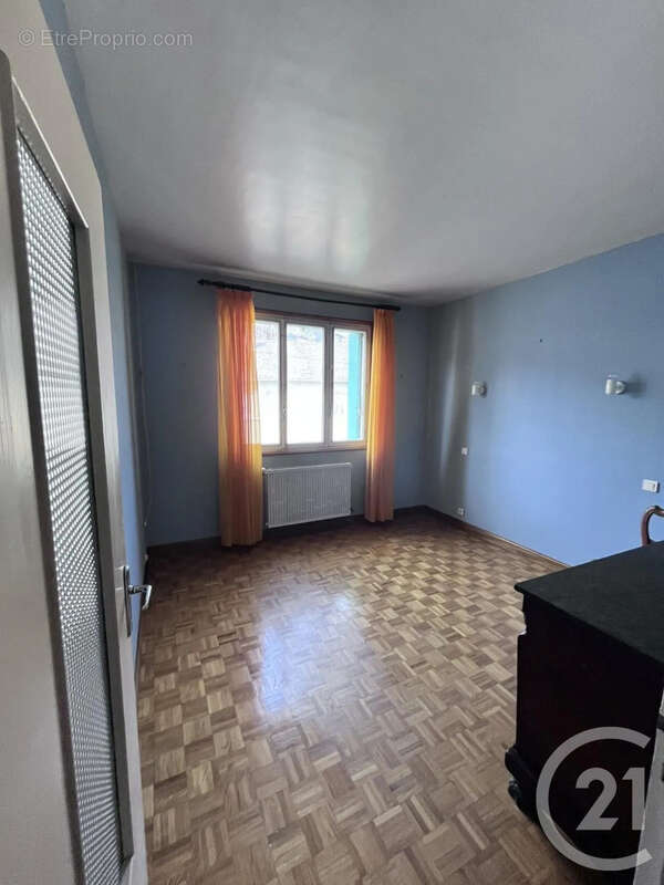 Maison 95 m² à Mur-De-Barrez  - photo 9