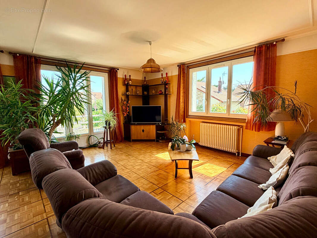 Maison à ERMONT