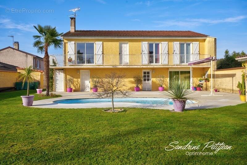 Maison à SAINT-ANDRE-DE-CORCY