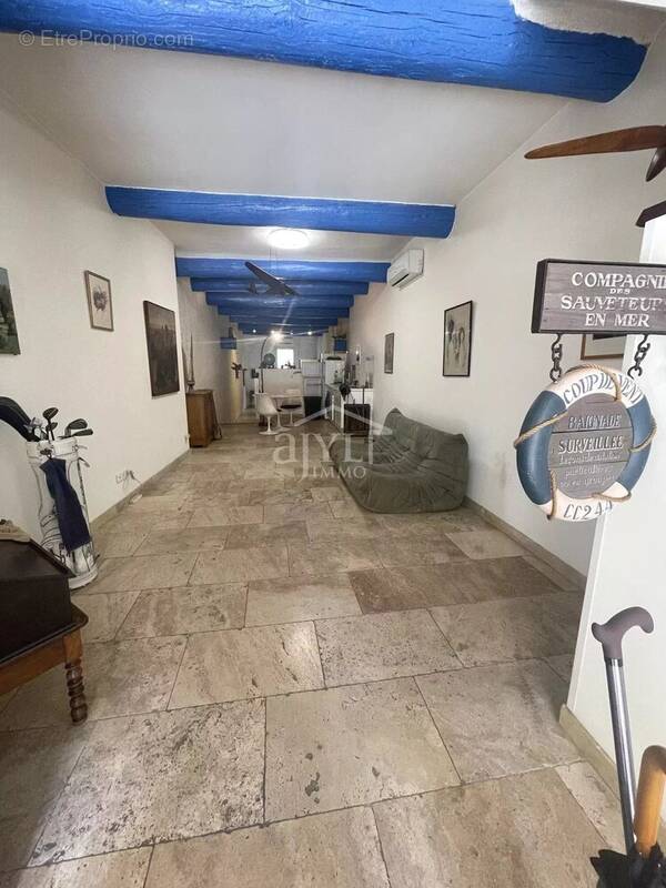 Loft atypique de 58 m2 - Habitation ou local commercial / professionnel - photo 3