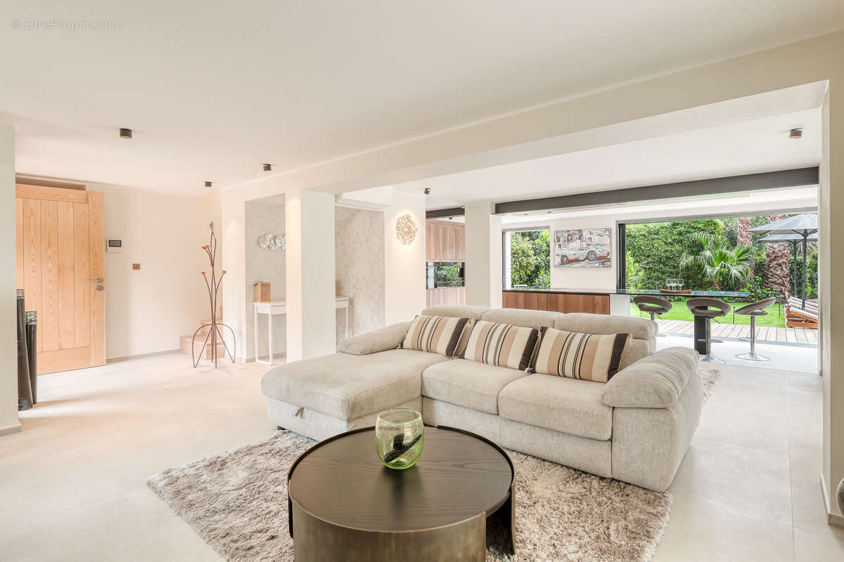 Maison à LA CROIX-VALMER