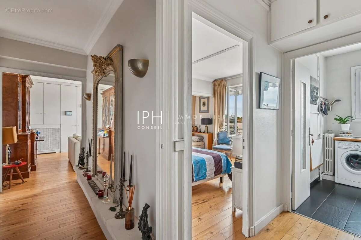 Appartement à NEUILLY-SUR-SEINE