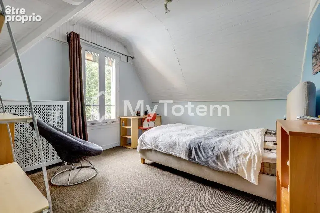 Maison meulière - 8 pièces - 6 chambres - photo 19