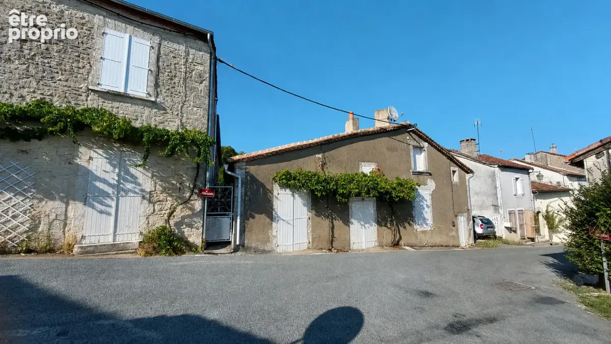 Maison à VARAIGNES