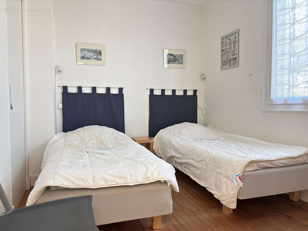 Maison à VAUX-SUR-MER