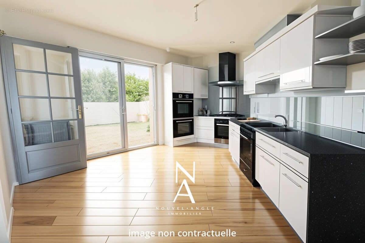 Maison à FRANCHEVILLE