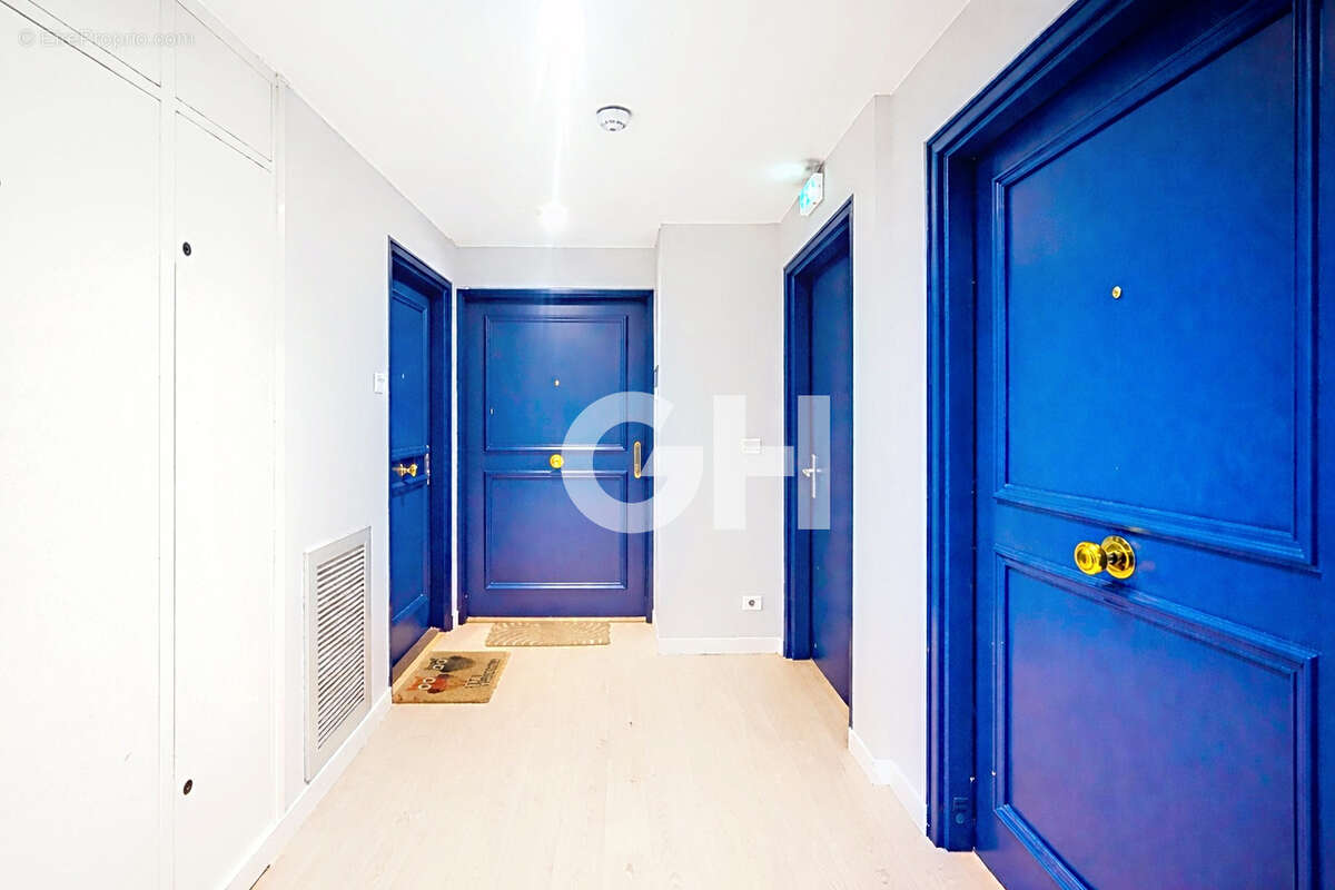 Appartement à PARIS-20E