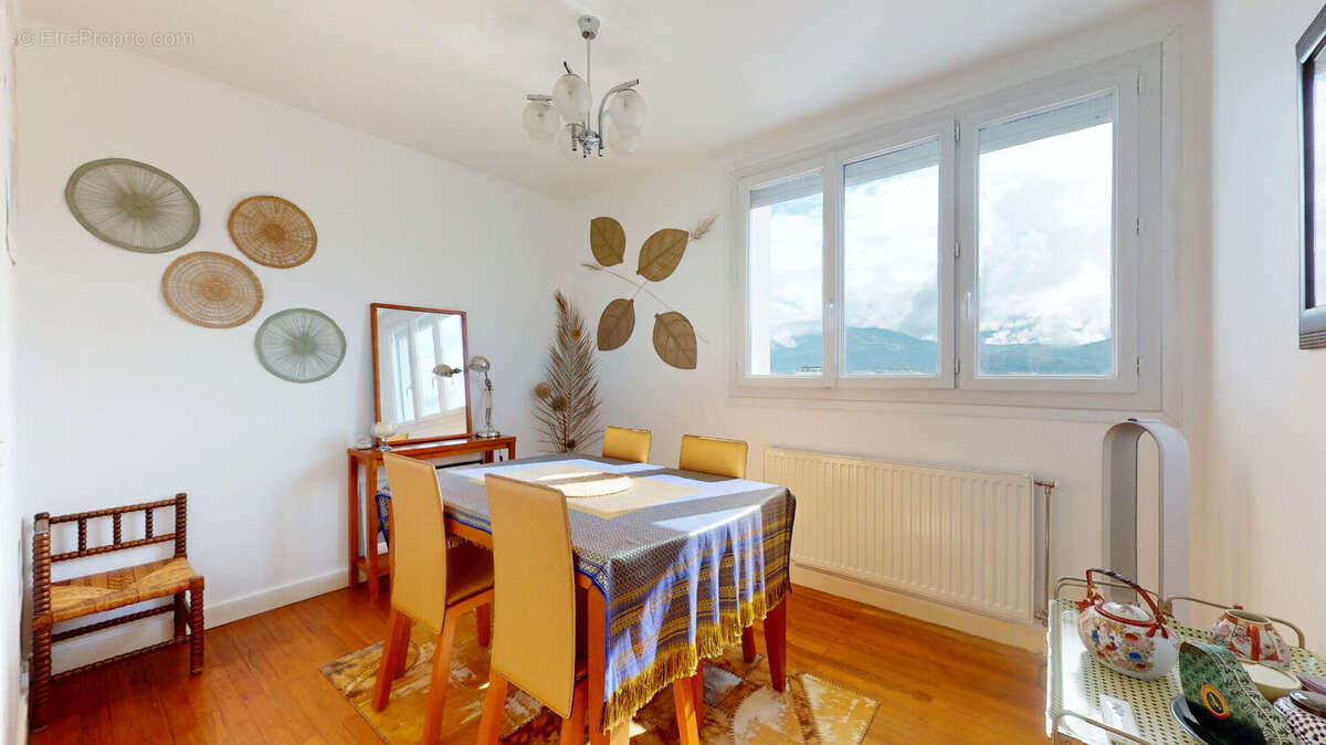 Appartement Echirolles 4 pièce(s) 69.7 m2 - photo 4