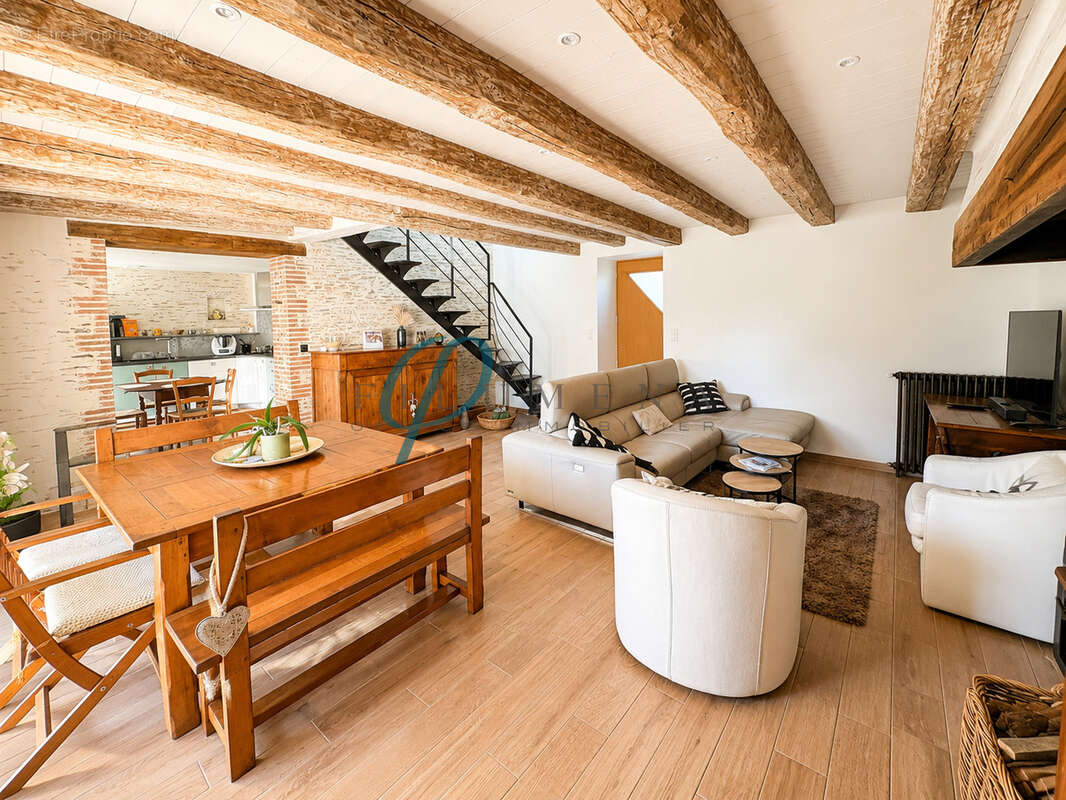 Maison à SUCE-SUR-ERDRE