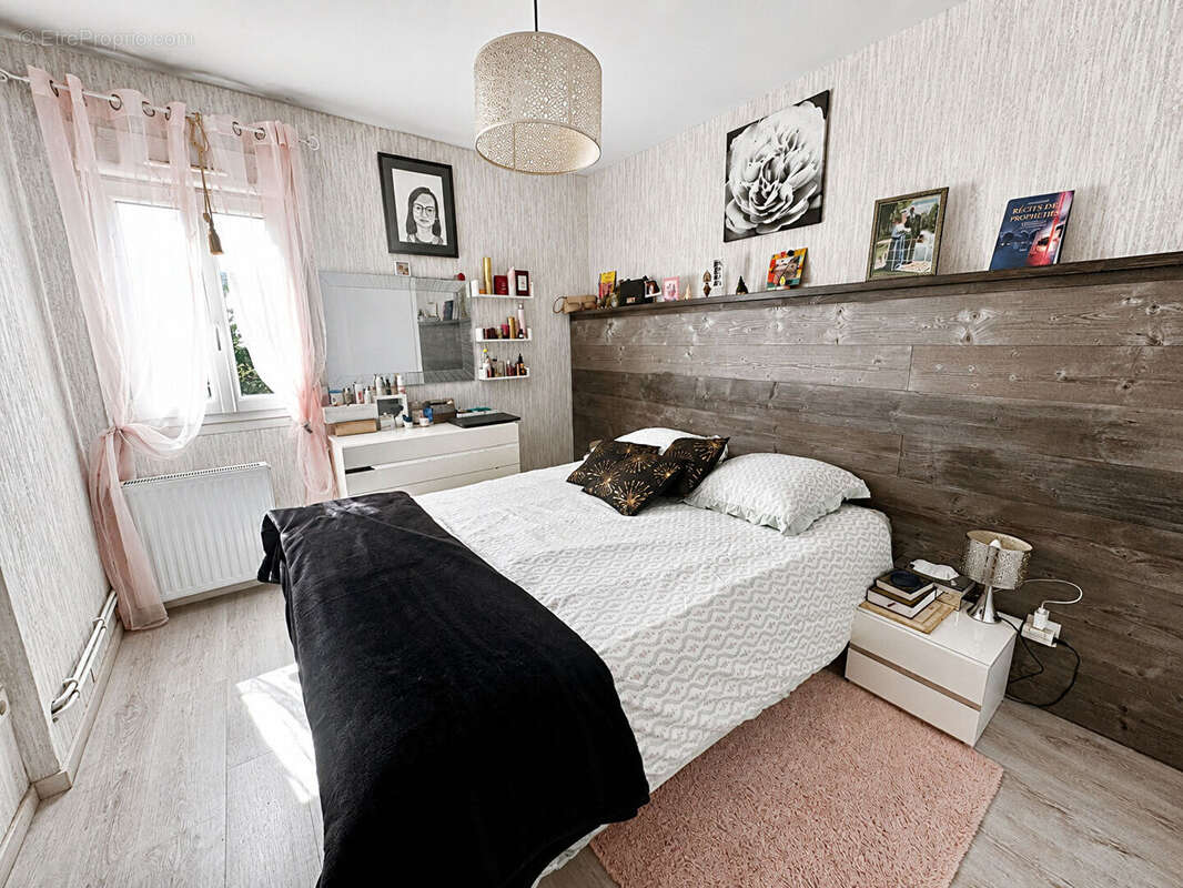 Maison T5 avec jardin et garage - photo 12