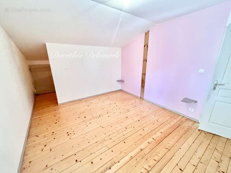 Maison à LA FOYE-MONJAULT