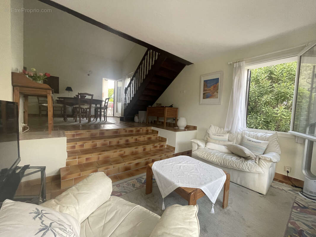 Maison à VAISON-LA-ROMAINE