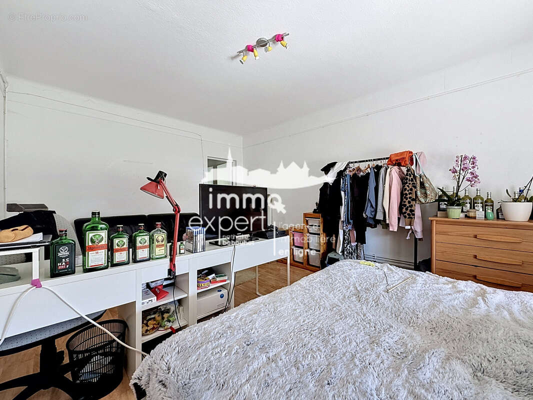 Appartement à MIRECOURT