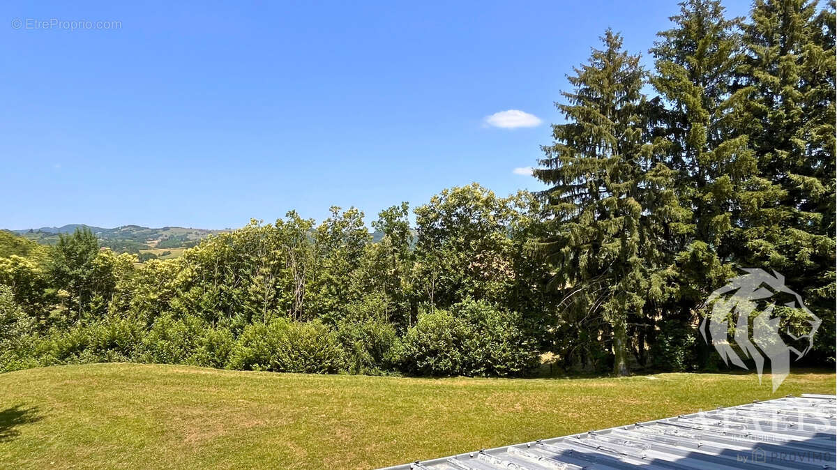 Maison à SAINT-VERAND