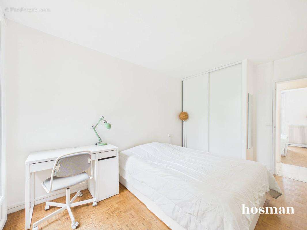 Appartement 5 pièces de 83 m² avec double balcon et parking - Avenue Léon Blum, Pessac - photo 8