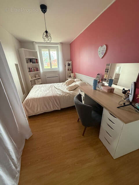 Maison à LA GENETOUZE